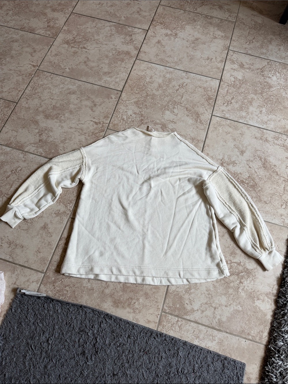 Free People sweatshirt. Not a Camden but looks similar  size xs oversized